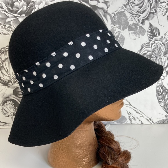 H&M Wool Floppy Hat w/ Black & White Polka Dot Ribbon Accent, One Size - Picture 3 of 7